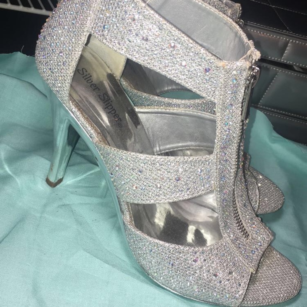 Sparkly Prom shoes! - Picture 2 of 2